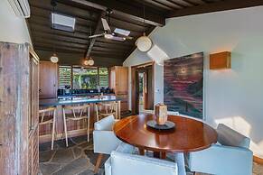 Hale Maluhia Hanalei 1 Bedroom Home by RedAwning