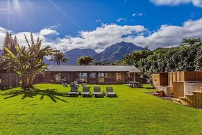 Hale Maluhia Hanalei 1 Bedroom Home by RedAwning