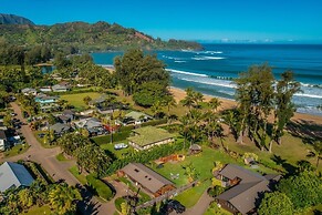 Hale Maluhia Hanalei 1 Bedroom Home by RedAwning