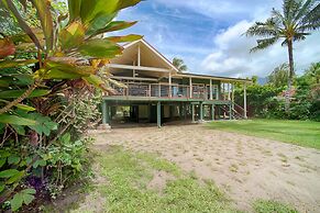 Hale Hoku 5 Bedroom Home by RedAwning
