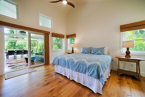 Hale Hoku 5 Bedroom Home by RedAwning