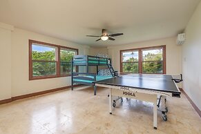 Mauna Pua - A 7 bedroom Kauai Vacation Rental Home by RedAwning
