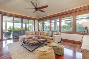 Mauna Pua - A 7 bedroom Kauai Vacation Rental Home by RedAwning