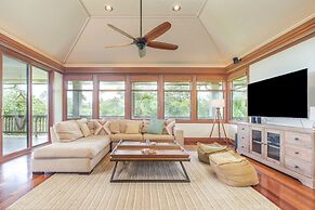 Mauna Pua - A 7 bedroom Kauai Vacation Rental Home by RedAwning