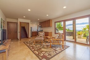 Mauna Pua - A 7 bedroom Kauai Vacation Rental Home by RedAwning