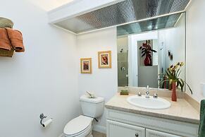 S Of Kamalii 47 3 Bedroom Home by RedAwning