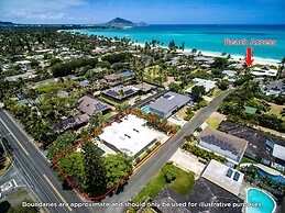 Kailua Beachside 4 Bedroom Home by RedAwning