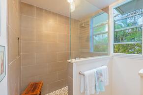 Hale Emmalani #311 2 Bedroom Condo by RedAwning