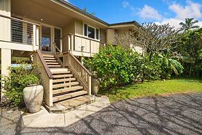 King Hale 4 Bedroom Home by RedAwning