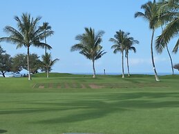Maui Sunset B204 1 Bedroom Condo by RedAwning