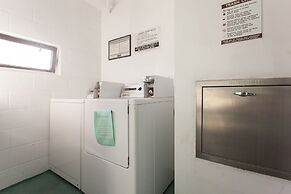 Maluhia Kahakai 2 Bedroom Condo by RedAwning