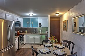 Maluhia Kahakai 2 Bedroom Condo by RedAwning