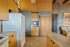 Kona Sunshine 2 Bedroom Home by RedAwning