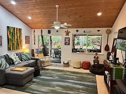 Aloha Ohia Hale 1 Bedroom Home by RedAwning