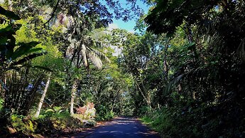 Aloha Ohia Hale 1 Bedroom Home by RedAwning