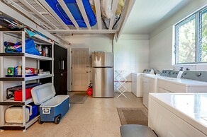 Hale Naninoa 5 Bedroom Home by RedAwning