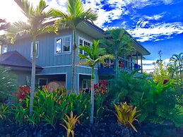 Pua Lani 2 Bedroom Home by RedAwning