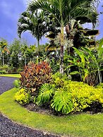 Pua Lani 2 Bedroom Home by RedAwning