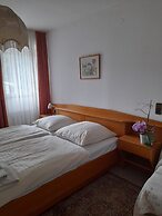 Haus Barnabas im Engel - Gasthaus Engel
