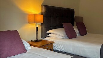 St David's Cross Hotel