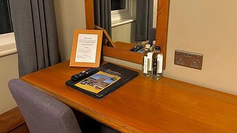 St David's Cross Hotel