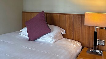 St David's Cross Hotel