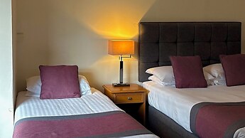 St David's Cross Hotel