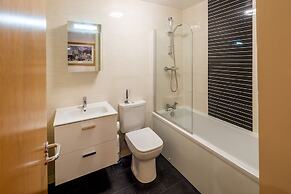 Stunning Shore Apartment with Balcony