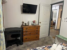 XYL Pets Friendly Seaside Boutique Guesthouse