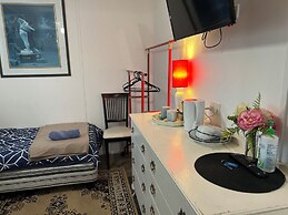 XYL Pets Friendly Seaside Boutique Guesthouse