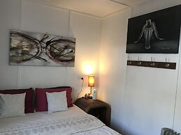 XYL Pets Friendly Seaside Boutique Guesthouse