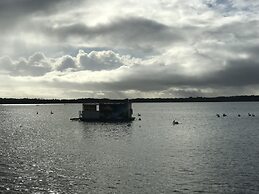 XYL Pets Friendly Seaside Boutique Guesthouse