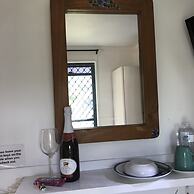 XYL Pets Friendly Seaside Boutique Guesthouse