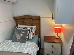 XYL Pets Friendly Seaside Boutique Guesthouse