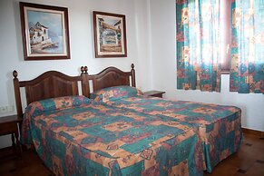 HOMEnFUN Cala n Porter