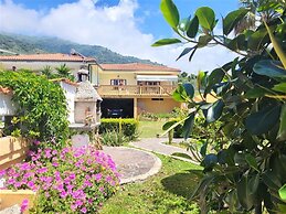 Ville Selena e Gemma