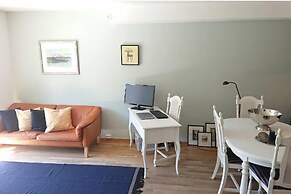 StayPlus Apt in Trendy Area Balcony