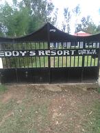 Eddys Resort