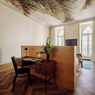 The Ivens, Autograph Collection