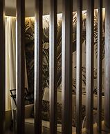 The Ivens, Autograph Collection