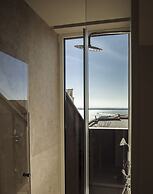 The Ivens, Autograph Collection