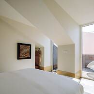 The Ivens, Autograph Collection