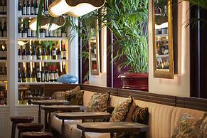 The Ivens, Autograph Collection