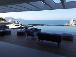 Apartment with Infinity Pool & Panoramic Views - 228