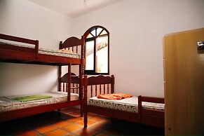 6 Bedroom House - 205