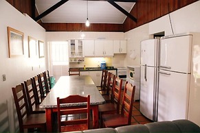 6 Bedroom House - 205