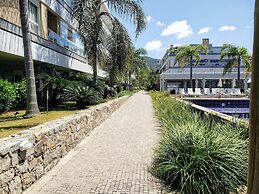 Cobertura Essence à beira-mar