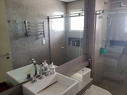 Cobertura Essence à beira-mar