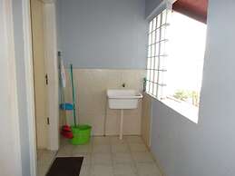 Apartment 2D with 1 Suite & View - 235