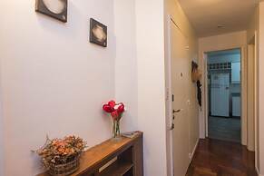 Apartment Rod Pena II By Hart